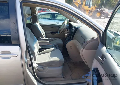 2004 Toyota Sienna Le из США, поврежденный, VIN 5TDZA23C44S184254